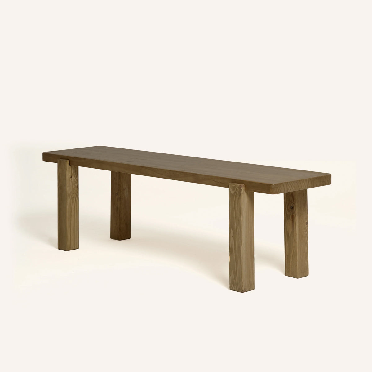Busk Bench