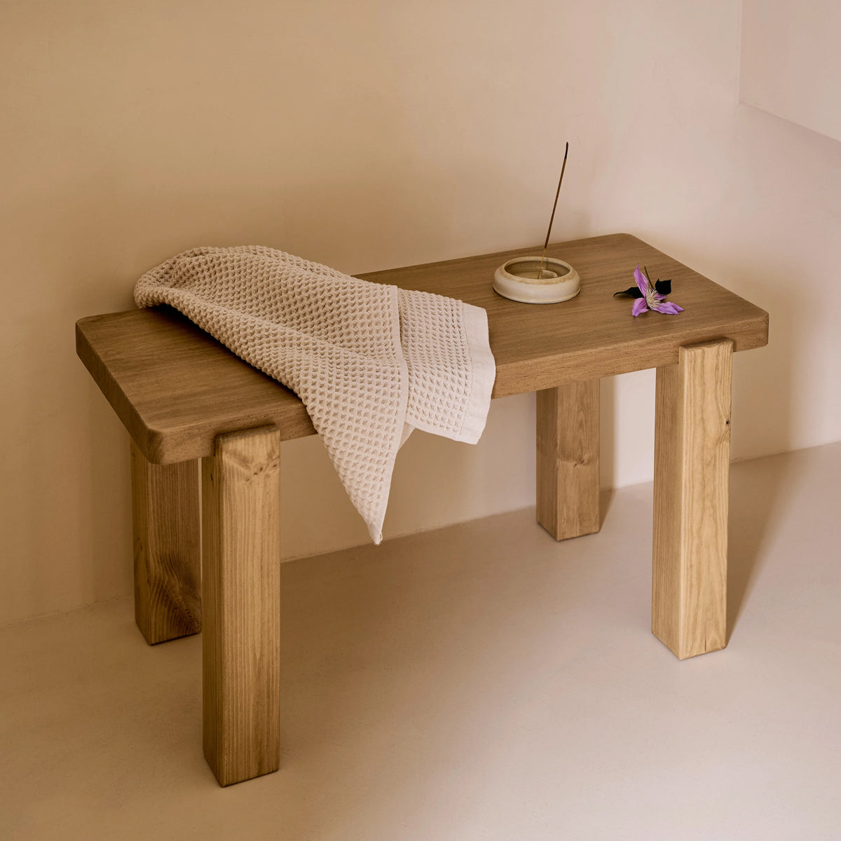 Busk Bench