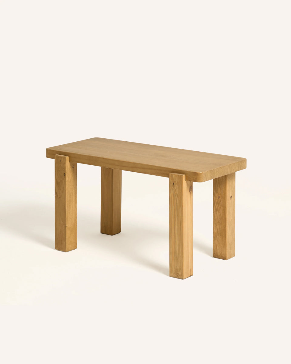 Busk Bench