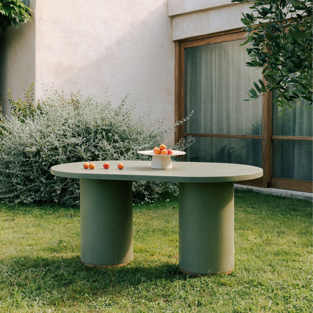 Dalia Outdoor Table