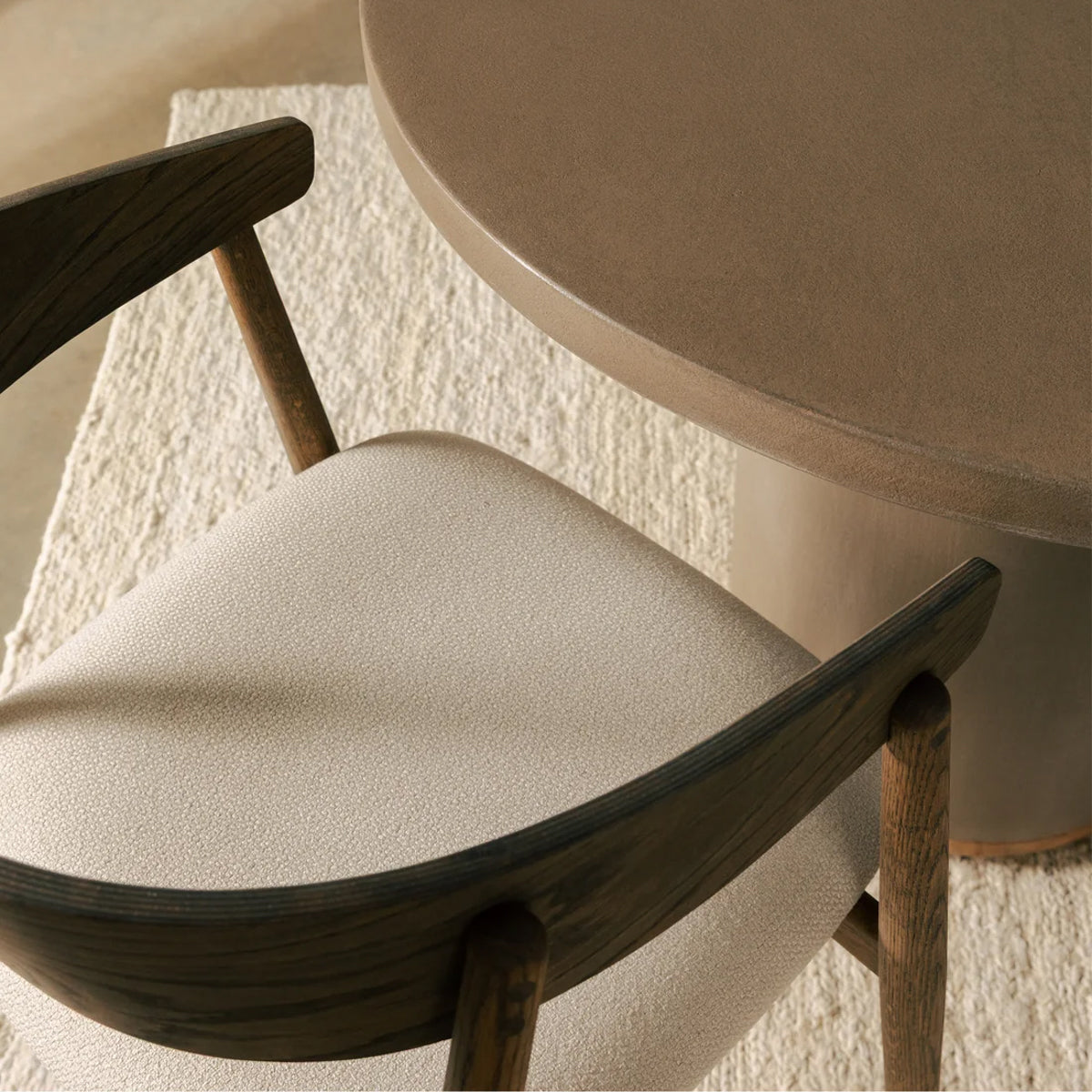 Dalia Dining Table 160x95