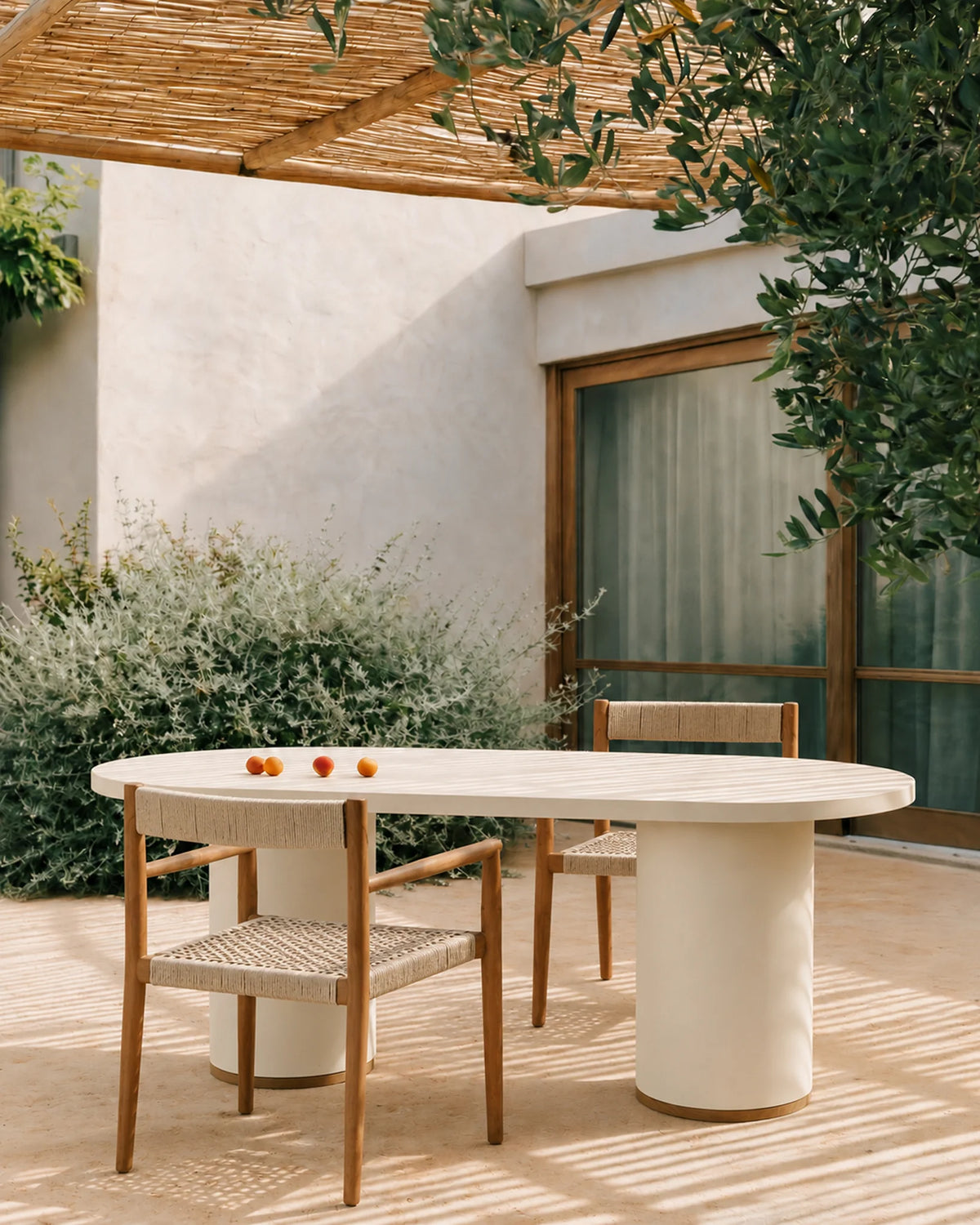 Dalia Outdoor Table