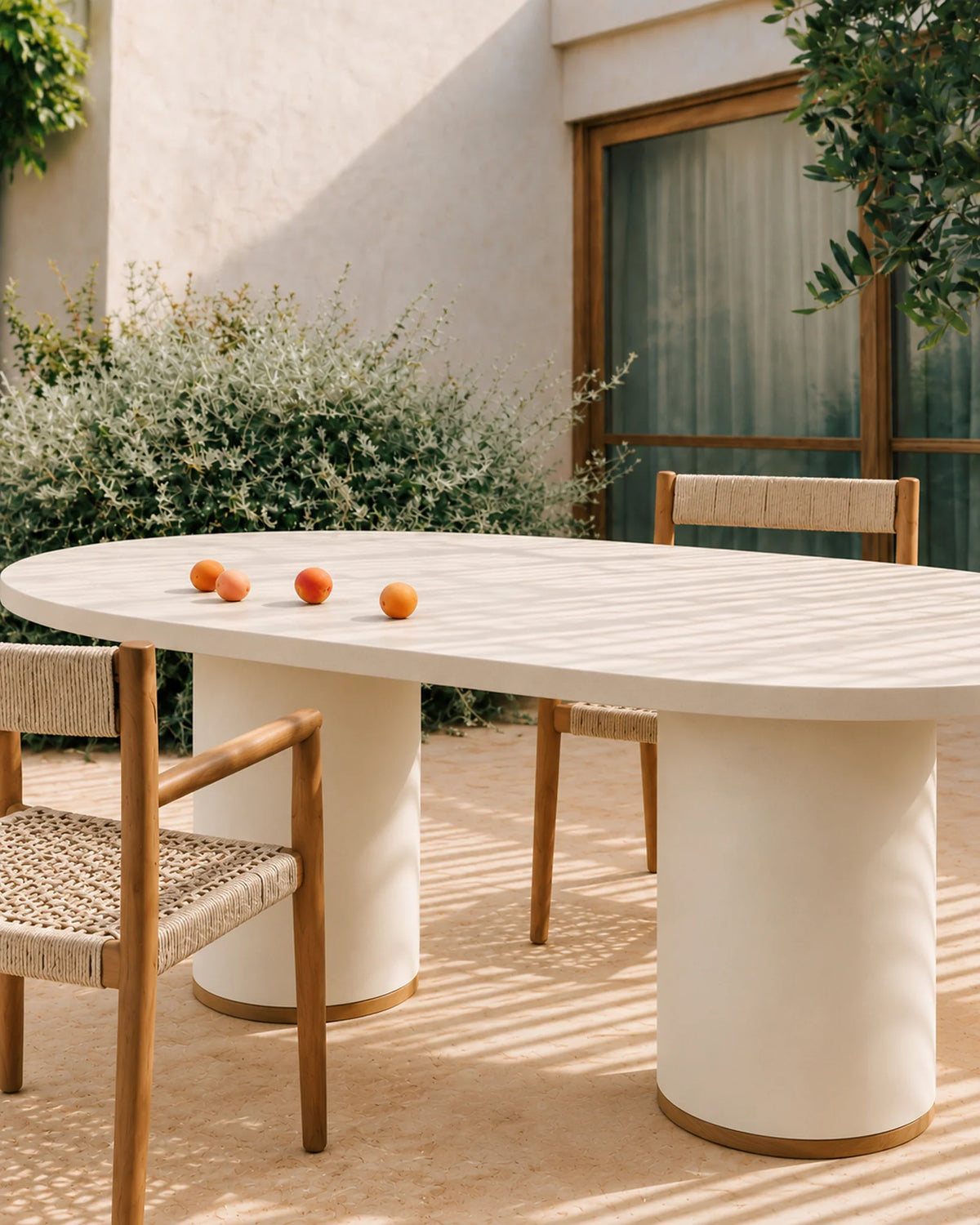 Dalia Outdoor Table