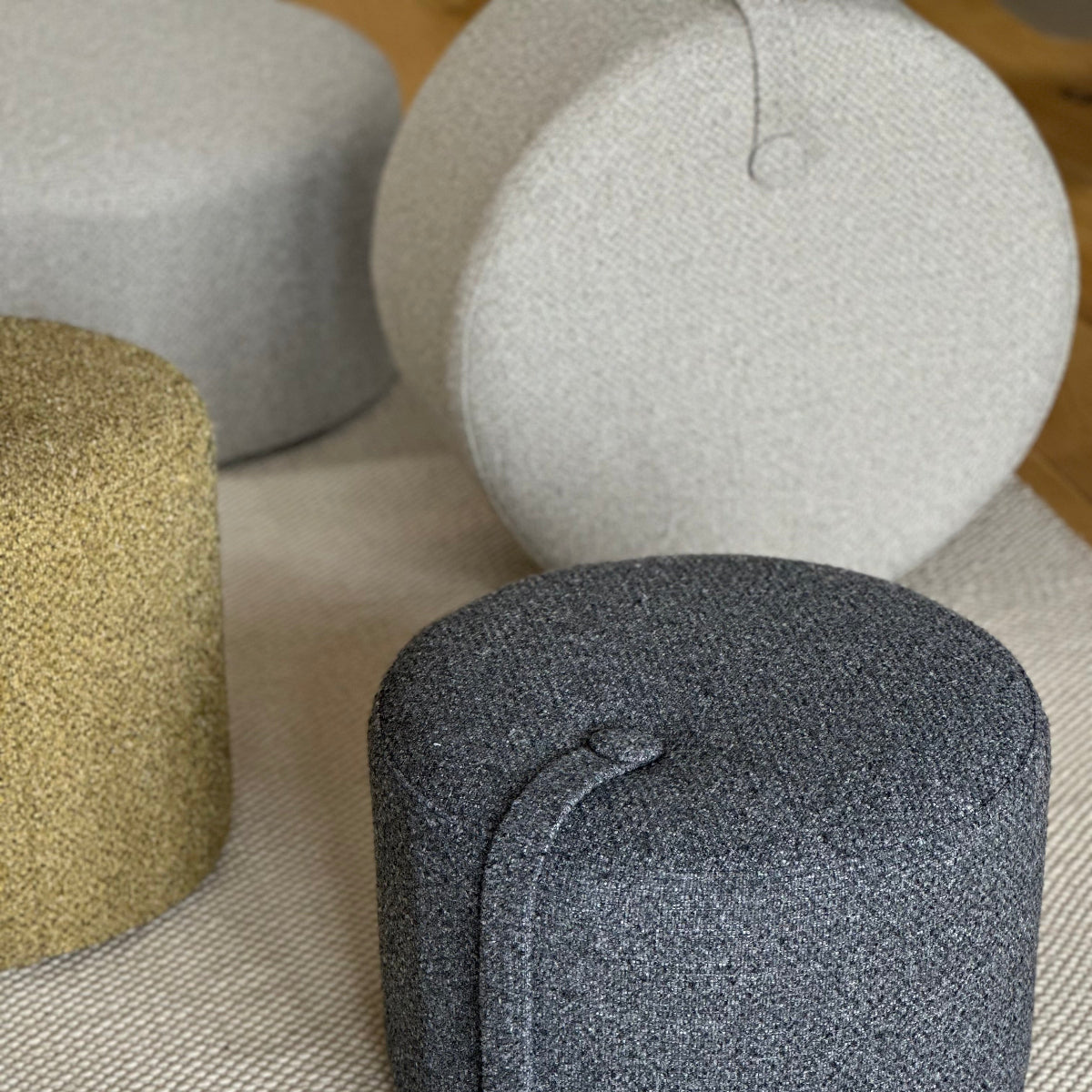 Designbite Pouf - Sennep