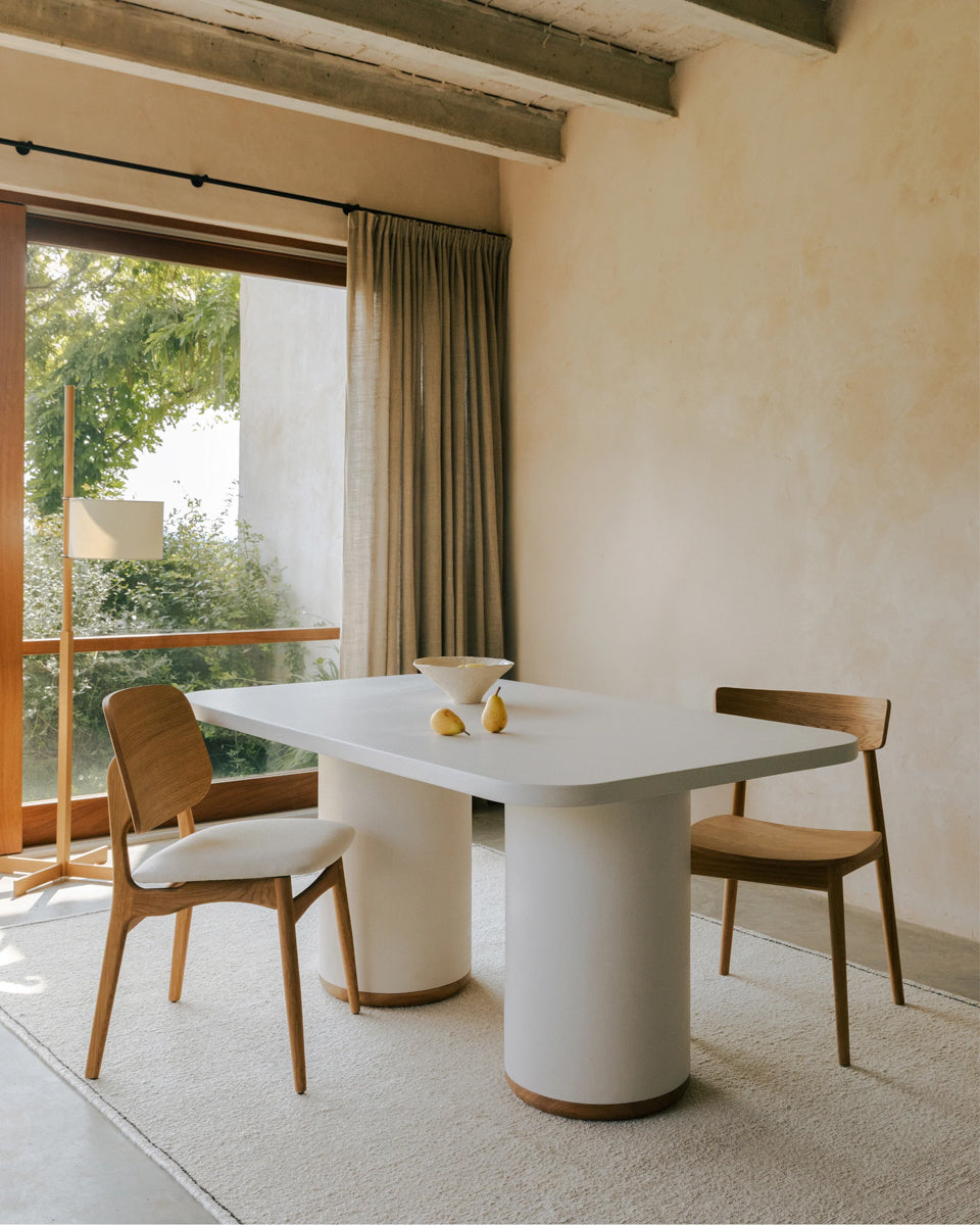 Salvia Dining Table