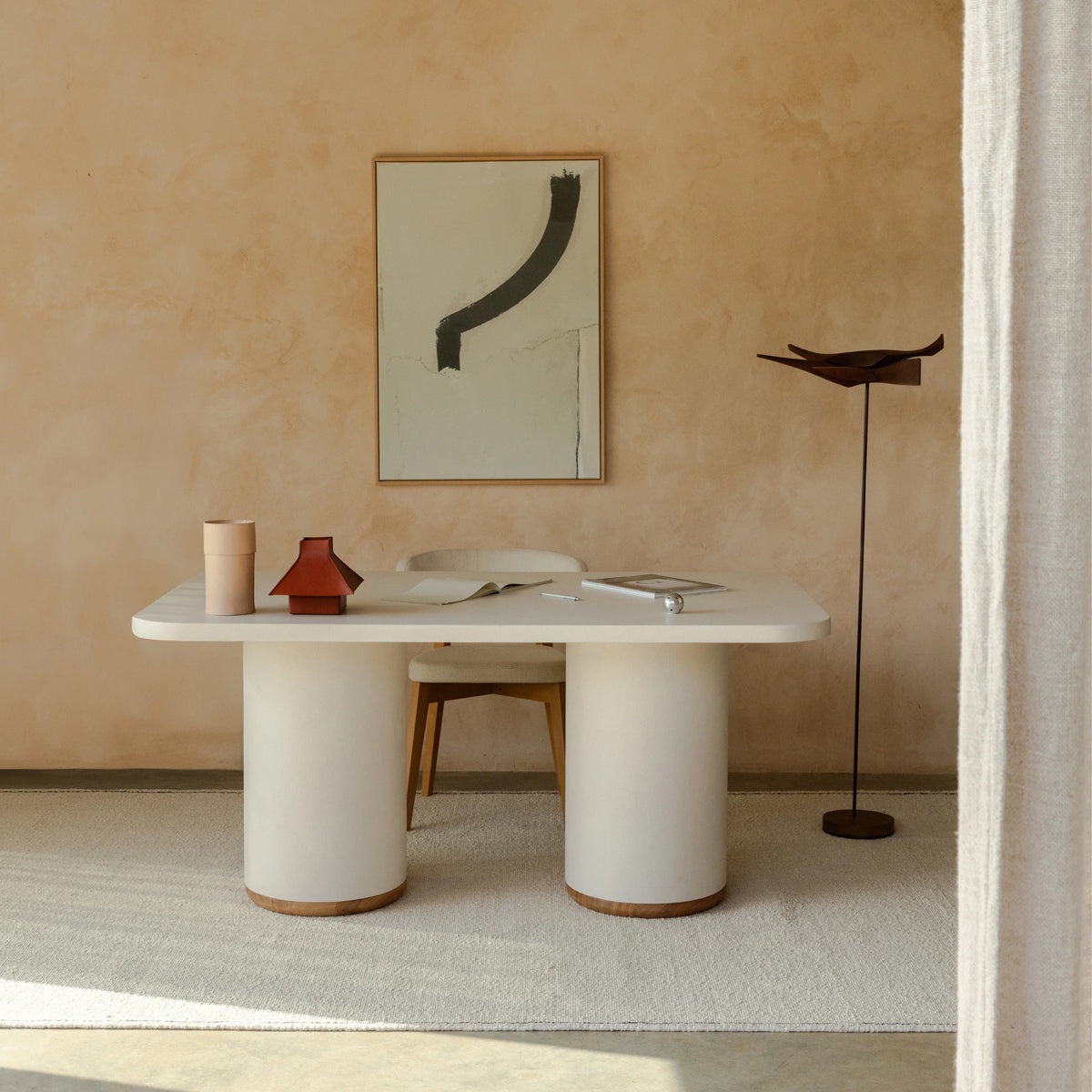 Salvia Dining Table
