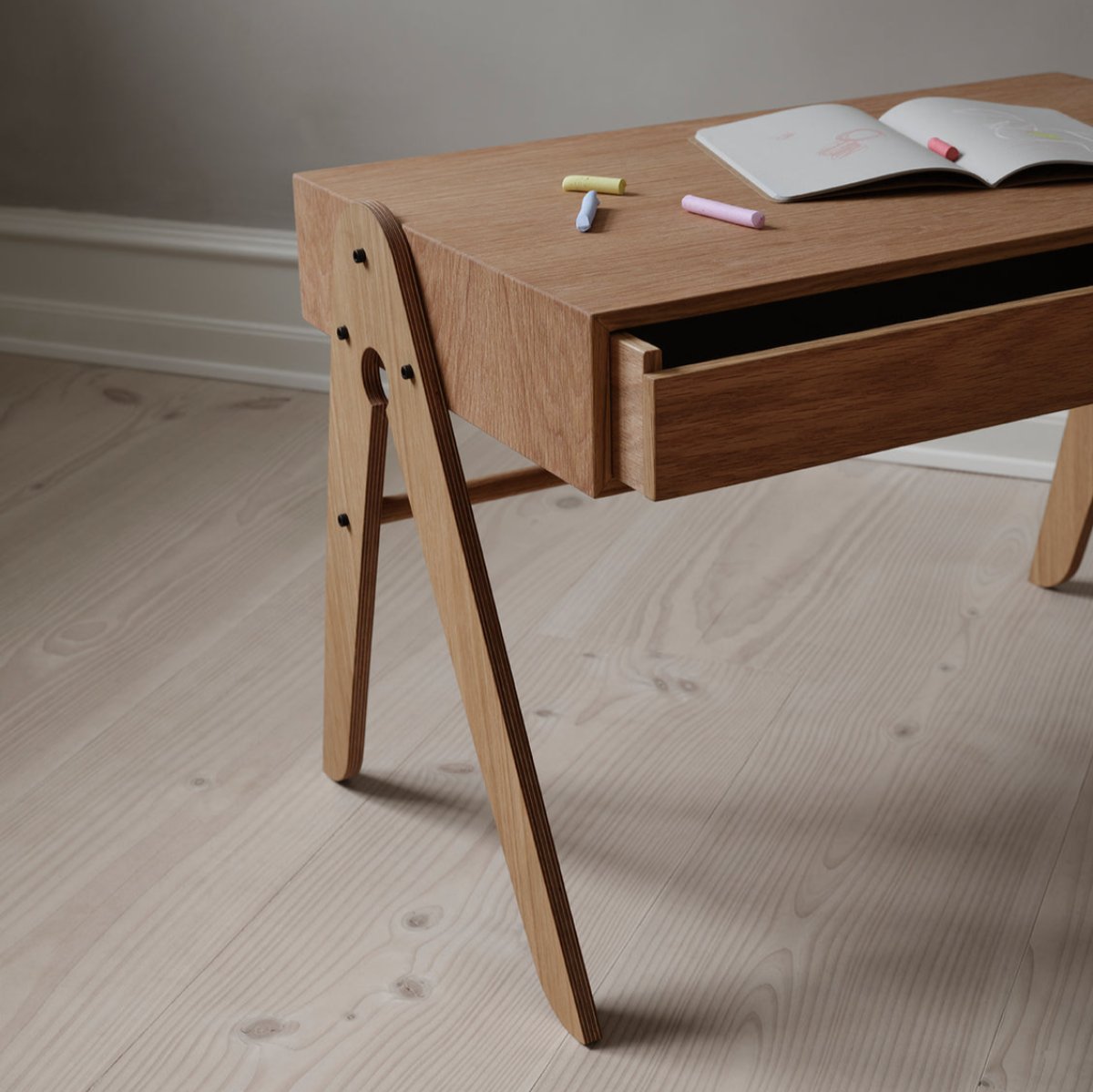 Geo's Table - Oak
