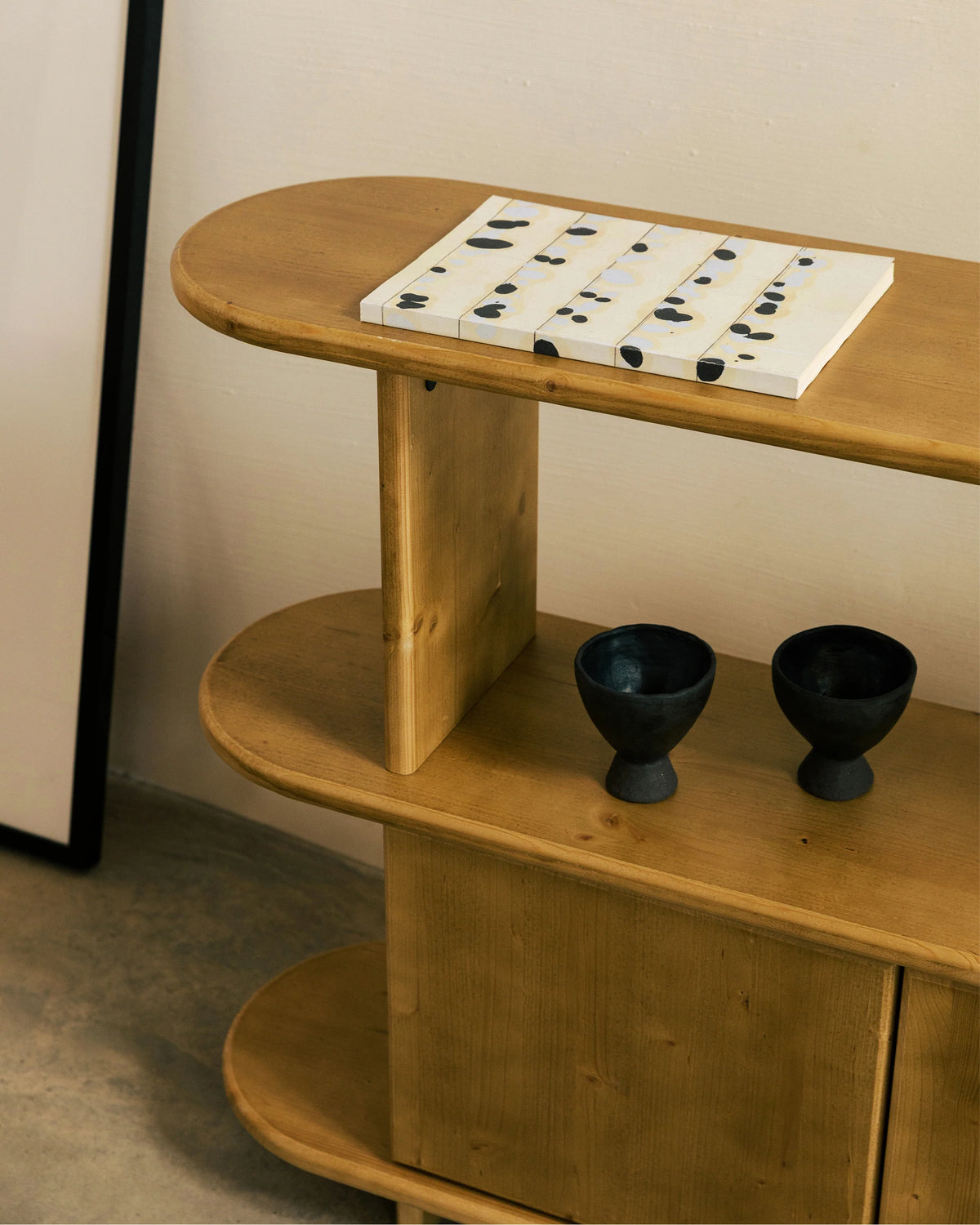 Tom sideboard