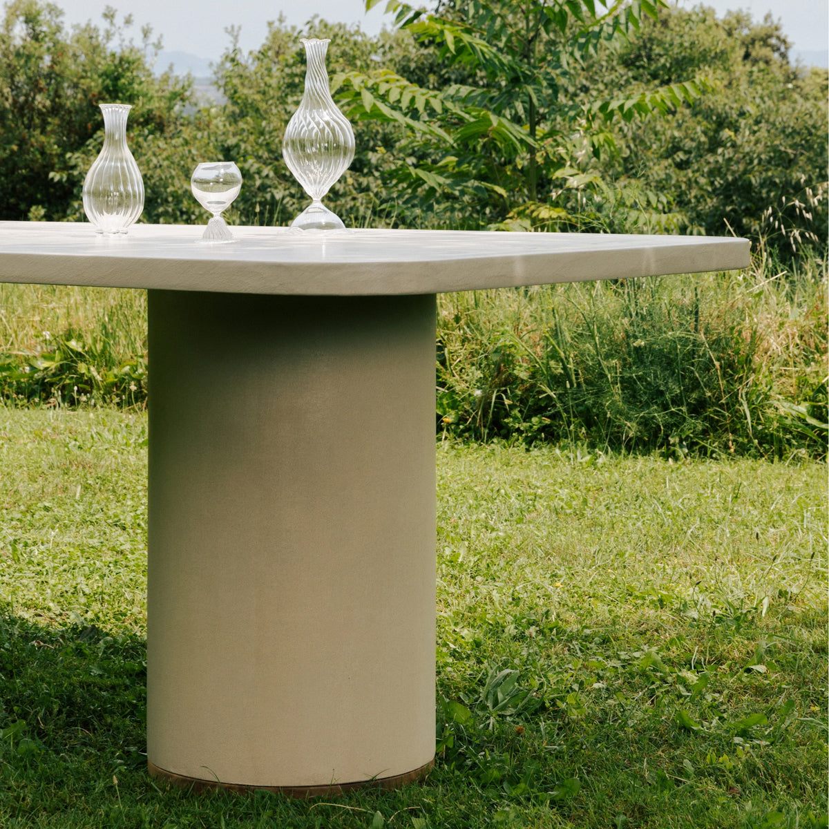 Salvia Outdoor Table